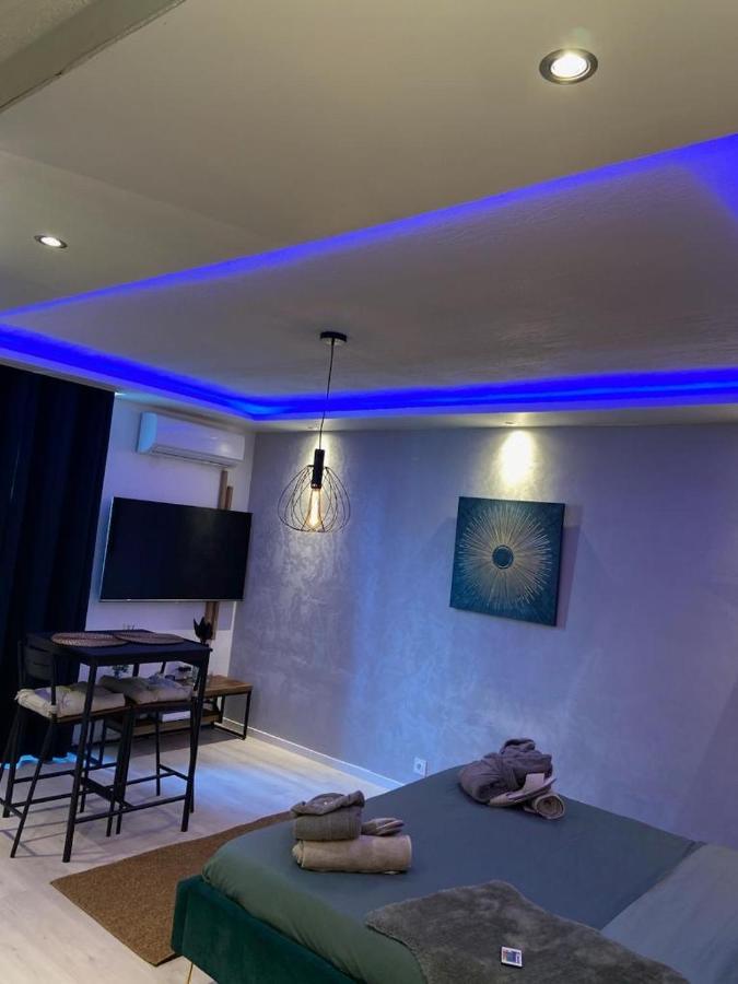 אביניון Appartement La Splenzia Spa Jacuzzi Wifi Clim מראה חיצוני תמונה