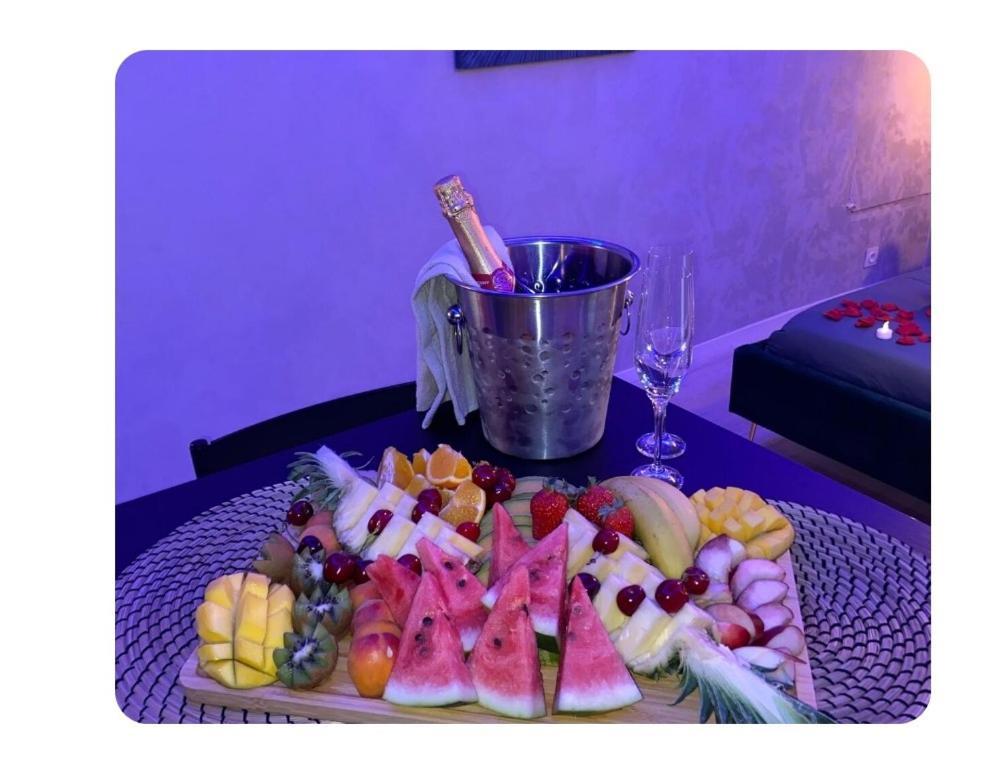 אביניון Appartement La Splenzia Spa Jacuzzi Wifi Clim מראה חיצוני תמונה