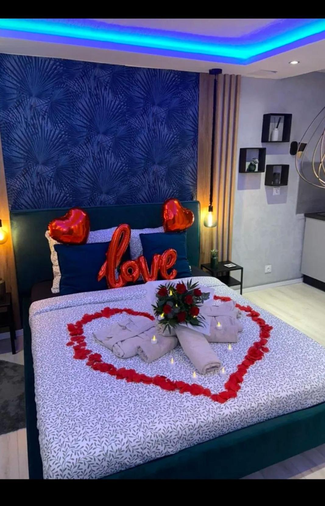 אביניון Appartement La Splenzia Spa Jacuzzi Wifi Clim מראה חיצוני תמונה